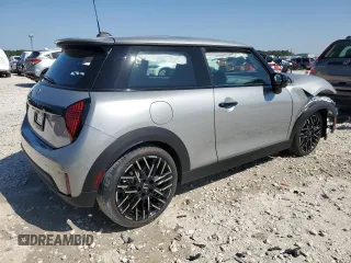 2025 MINI Hardtop Cooper S with VIN WMW23GD00S2W74060, listed as a Copart auction lot 52106175 with 410 mi miles and Salvage Title. Bid and sale history available at DreamBid. Image 3.