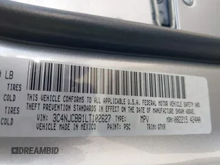 2020 Jeep Compass Latitude w/Sun/Safety Pkg with VIN 3C4NJCBB1LT102627, listed as a IAAI auction lot 41657827 with 68,371 mi miles. Bid and sale history available at carsss.com. Image 9.