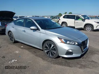 2021 Nissan Altima SV z VIN 1N4BL4DV7MN413139, wystawiony jako IAAI lot #41973040 z przebiegiem 55 678 mil mil oraz . Historia ofert i sprzedaży dostępna na DreamBid. Obrazek 1.