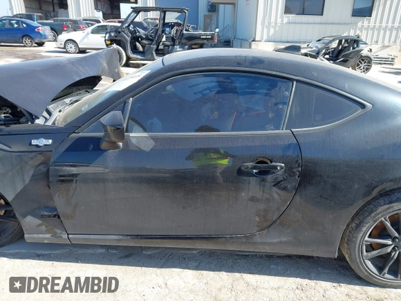 2015 Scion FR-S z VIN JF1ZNAA15F8712221, wystawiony jako IAAI lot #41479415 z przebiegiem Nie podano mil oraz . Historia ofert i sprzedaży dostępna na DreamBid. Obrazek 14.