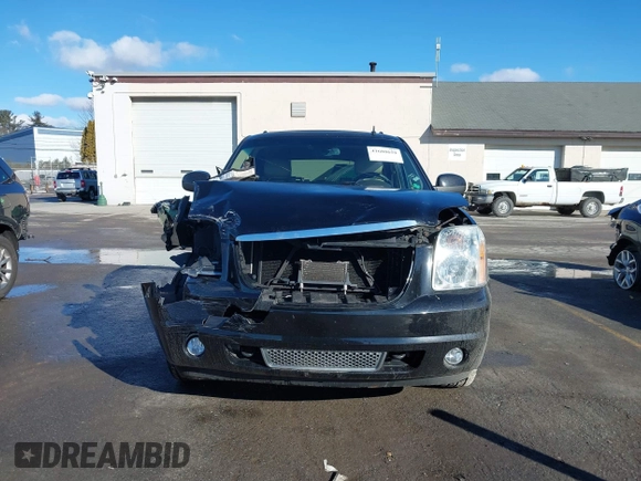 2014 GMC Yukon Denali with VIN 1GKS2EEF9ER140584, listed as a IAAI auction lot 41688659 with 81,995 mi miles. Bid and sale history available at carsss.com. Image 12.