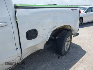 2020 Chevrolet Silverado 1500 LT with VIN 1GCRYDED4LZ192137, listed as a IAAI auction lot 41946356 with 85,145 mi miles. Bid and sale history available at carsss.com. Image 6.