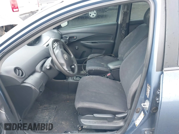 2008 Toyota Yaris with VIN JTDBT923781273759, listed as a IAAI auction lot 41819586 with 161,204 mi miles and . Bid and sale history available at carsss.com. Image 5.