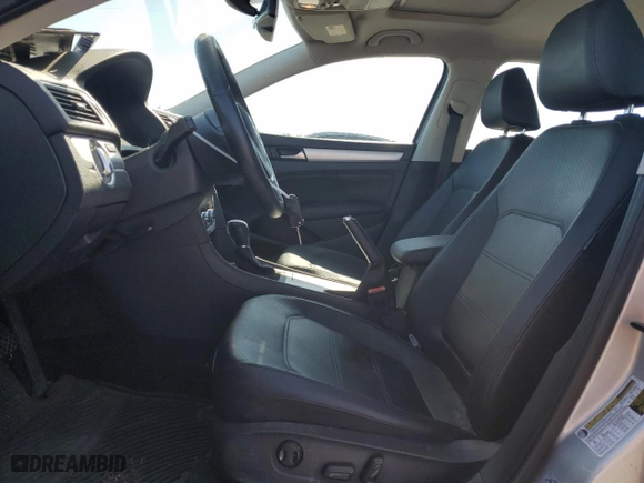 2012 Volkswagen Passat SE w/Sunroof with VIN 1VWBH7A34CC031724, listed as a Copart auction lot 52285705 with 85,593 mi miles and Clean Title. Bid and sale history available at carsss.com. Image 7.