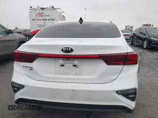 2021 Kia Forte FE with VIN 3KPF24AD2ME345167, listed as a IAAI auction lot 41891668 with 68,050 mi miles. Bid and sale history available at carsss.com. Image 16.