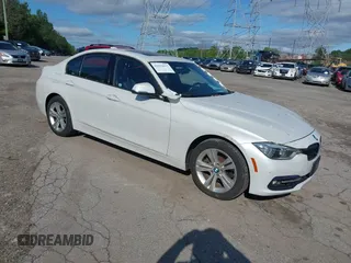 2016 BMW 3 Series 328i xDrive z VIN WBA8E3G51GNU00179, wystawiony jako IAAI lot #42292023 z przebiegiem 106 513 mil mil oraz . Historia ofert i sprzedaży dostępna na DreamBid. Obrazek 1.