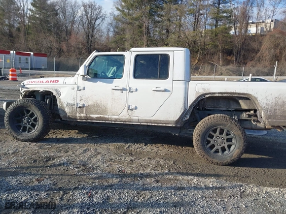 2023 Jeep Gladiator Overland with VIN 1C6HJTFG4PL514441, listed as a IAAI auction lot 41416018 with 56,478 mi miles. Bid and sale history available at carsss.com. Image 13.