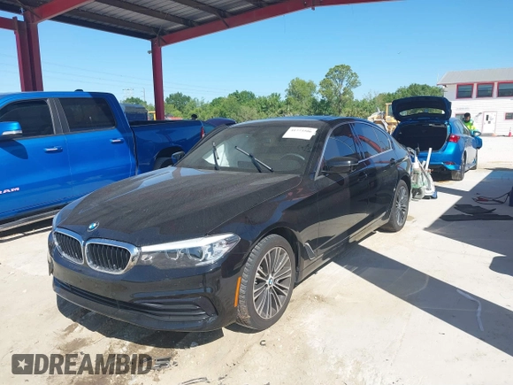 2019 BMW 5 Series 530i xDrive with VIN WBAJA7C54KWW19621, listed as a IAAI auction lot 41773506 with Not Provided miles. Bid and sale history available at carsss.com. Image 2.