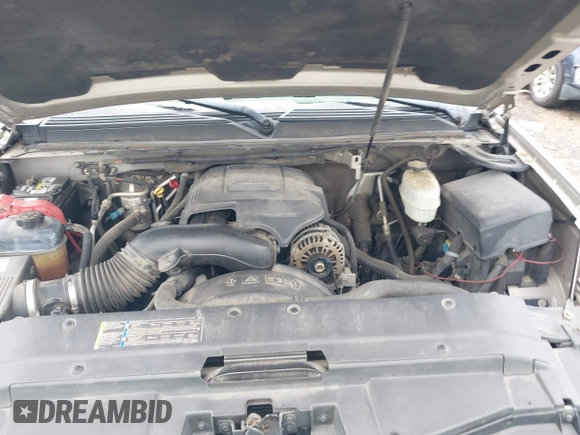 2007 Chevrolet Suburban LT with VIN 3GNGK26K07G303144, listed as a IAAI auction lot 42119779 with 181,852 mi miles and . Bid and sale history available at DreamBid. Image 10.