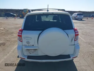 2010 Toyota RAV4 с VIN 2T3KF4DV8AW020529, выставлен на аукционе IAAI как лот 42532580 с пробегом 274 607 миль миль и . История ставок и продаж доступна на DreamBid. Изображение 16.