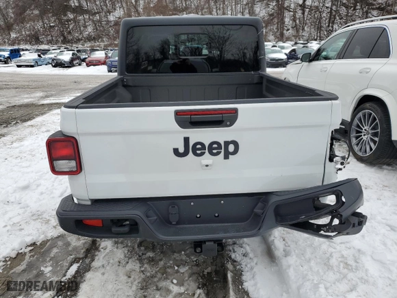 2022 Jeep Gladiator Texas Trail with VIN 1C6HJTAG5NL168498, listed as a Copart auction lot 45184335 with 26,642 mi miles and Salvage Title. Bid and sale history available at carsss.com. Image 6.