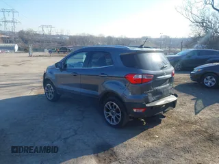 2018 Ford EcoSport Titanium z VIN MAJ6P1WL0JC172094, wystawiony jako IAAI lot #41640624 z przebiegiem 73 137 mil mil oraz . Historia ofert i sprzedaży dostępna na DreamBid. Obrazek 3.