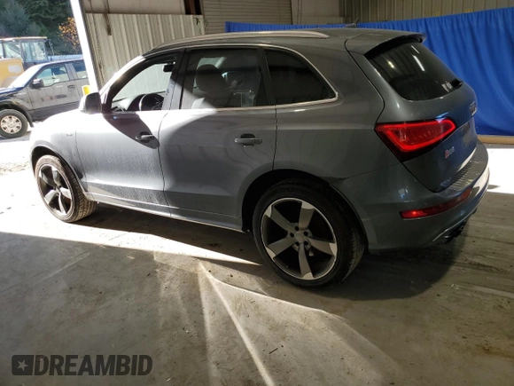 2014 Audi SQ5 Premium Plus with VIN WA1CGAFP8EA059733, listed as a Copart auction lot 75615774 with 152,621 mi miles and Clean Title. Bid and sale history available at carsss.com. Image 2.