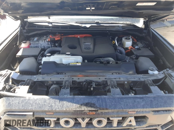 2024 Toyota Sequoia SR5 with VIN 7SVAAABA9RX030749, listed as a Copart auction lot 63784054 with 1,504 mi miles and Salvage Title. Bid and sale history available at carsss.com. Image 12.