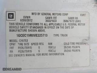 1997 Chevrolet C/K 1500 with VIN 1GCEC19R0VE225713, listed as a IAAI auction lot 41990404 with 408,387 mi miles. Bid and sale history available at carsss.com. Image 9.
