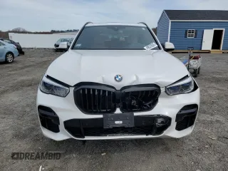 2022 BMW X5 xDrive40i with VIN 5UXCR6C06N9M32014, listed as a Copart auction lot 49576825 with Not Provided miles and Salvage Title. Bid and sale history available at DreamBid. Image 5.