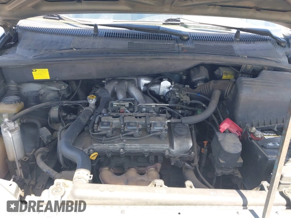 2000 Toyota Sienna LE with VIN 4T3ZF13C8YU290688, listed as a IAAI auction lot 42397204 with 179,779 mi miles and . Bid and sale history available at DreamBid. Image 10.