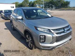 2024 Mitsubishi Outlander S z VIN JA4ARUAU2RU002111, wystawiony jako IAAI lot #42804692 z przebiegiem 37 206 mil mil oraz . Historia ofert i sprzedaży dostępna na DreamBid. Obrazek 1.