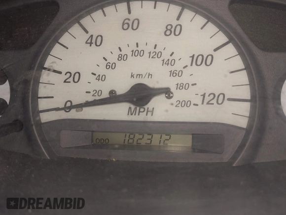 2000 Toyota ECHO z VIN JTDAT1237Y0048597, wystawiony jako IAAI lot #42120794 z przebiegiem 182 312 mil mil oraz . Historia ofert i sprzedaży dostępna na DreamBid. Obrazek 15.