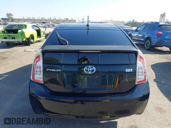 2014 Toyota Prius Four with VIN JTDKN3DU6E1740808, listed as a IAAI auction lot 41975921 with 255,493 mi miles. Bid and sale history available at carsss.com. Image 16.