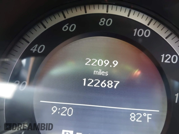 2009 Mercedes-Benz C 300 Sport with VIN WDDGF54X99R057121, listed as a IAAI auction lot 42007456 with 122,687 mi miles and . Bid and sale history available at DreamBid. Image 6.