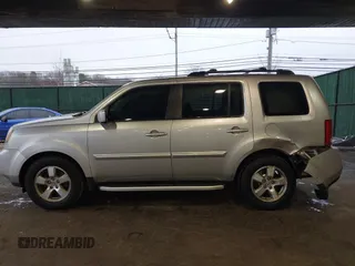 2011 Honda Pilot EX-L with VIN 5FNYF4H56BB057039, listed as a IAAI auction lot 41946647 with 187,783 mi miles. Bid and sale history available at carsss.com. Image 14.