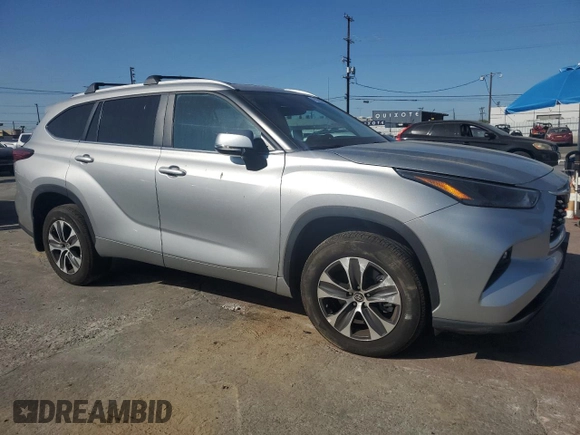 2023 Toyota Highlander L with VIN 5TDKDRAH3PS049805, listed as a Copart auction lot 61053545 with 12,121 mi miles and Salvage title. Bid and sale history available at DreamBid. Image 4.