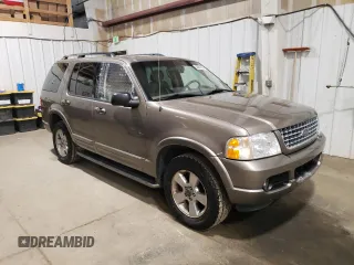 2003 Ford Explorer Limited z VIN 1FMZU75K43UC24704, wystawiony jako Copart lot #58601065 z przebiegiem 104 772 mil mil oraz Tytuł czysty. Historia ofert i sprzedaży dostępna na DreamBid. Obrazek 4.