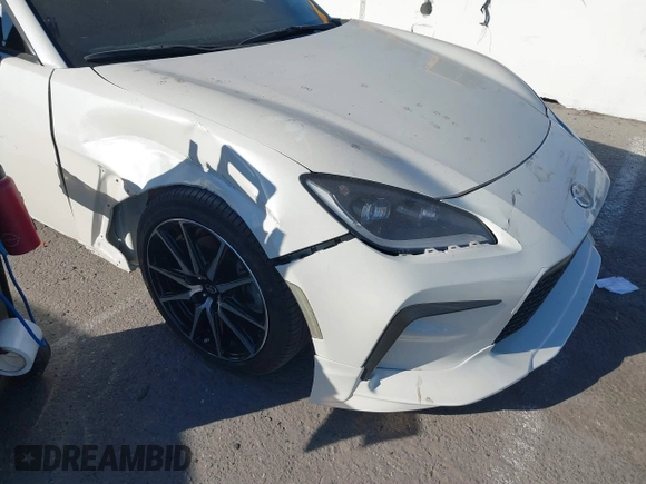 2022 Toyota GR86 with VIN JF1ZNBB13N9755100, listed as a IAAI auction lot 41263586 with 24,974 mi miles. Bid and sale history available at carsss.com. Image 17.