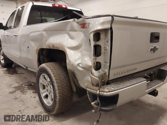 2019 Chevrolet Silverado 1500 LT with VIN 2GCVKPEC1K1212411, listed as a IAAI auction lot 41060633 with 75,508 mi miles and . Bid and sale history available at DreamBid. Image 6.