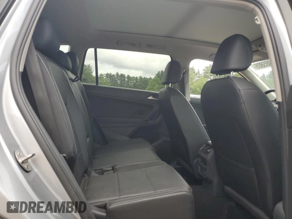 2019 Volkswagen Tiguan SE z VIN 3VV2B7AXXKM152375, wystawiony jako Copart lot #63985805 z przebiegiem 56 386 mil mil oraz Szkoda całkowita • Salvage title. Historia ofert i sprzedaży dostępna na DreamBid. Obrazek 11.