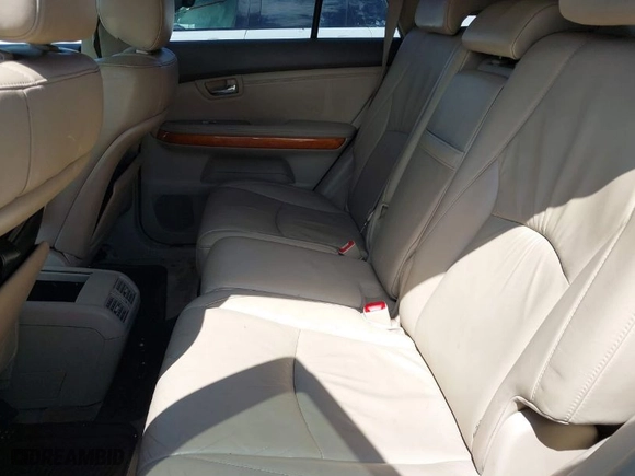 2004 Lexus RX 330 with VIN 2T2HA31UX4C006947, listed as a IAAI auction lot 41984838 with 178,226 mi miles. Bid and sale history available at carsss.com. Image 8.