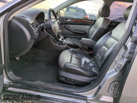 2004 Audi allroad A6 V8 z VIN WA1YD64B54N037957, wystawiony jako Copart lot #84632064 z przebiegiem 194 815 mil mil oraz Szkoda całkowita • Salvage title. Historia ofert i sprzedaży dostępna na DreamBid. Obrazek 7.