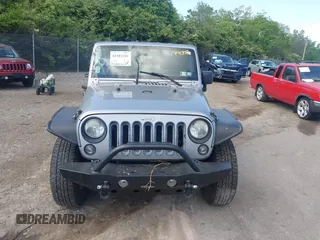 2014 Jeep Wrangler Unlimited Sport with VIN 1C4BJWDG6EL194359, listed as a IAAI auction lot 42182236 with 134,889 mi miles and . Bid and sale history available at DreamBid. Image 12.