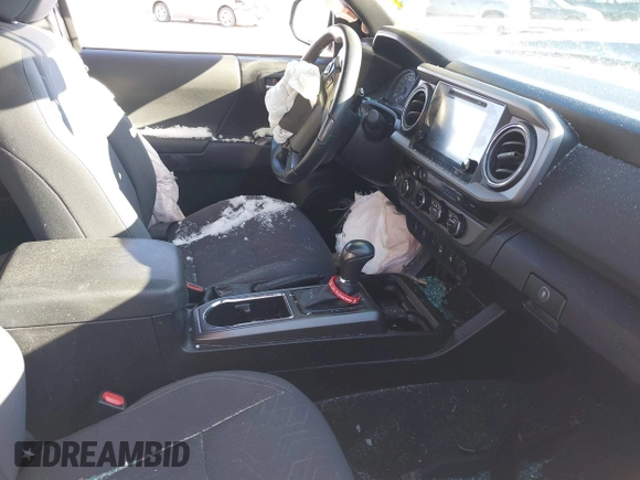 2017 Toyota Tacoma SR5 with VIN 3TMDZ5BN1HM021199, listed as a IAAI auction lot 41387400 with 93,392 mi miles. Bid and sale history available at carsss.com. Image 5.