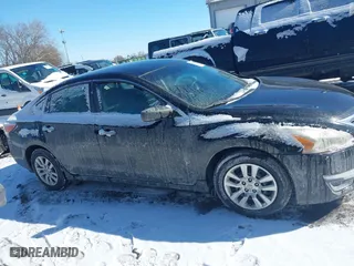 2015 Nissan Altima 2.5 with VIN 1N4AL3AP2FN893329, listed as a IAAI auction lot 41624345 with 154,065 mi miles. Bid and sale history available at carsss.com. Image 13.
