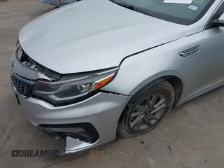 2020 Kia Optima LX with VIN 5XXGT4L34LG388596, listed as a IAAI auction lot 41899442 with 95,792 mi miles. Bid and sale history available at carsss.com. Image 18.