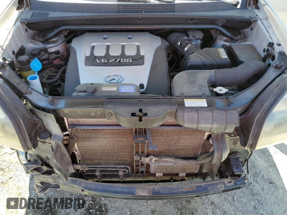 2005 Hyundai Tucson GLS with VIN KM8JN12D45U042095, listed as a Copart auction lot 69722604 with 182,394 mi miles and Salvage Title. Bid and sale history available at carsss.com. Image 12.