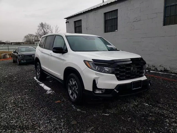 2022 Honda Passport TrailSport with VIN 5FNYF8H67NB017914, listed as a Copart auction lot 43468345 with 35,560 mi miles and Salvage Title. Bid and sale history available at carsss.com. Image 14.