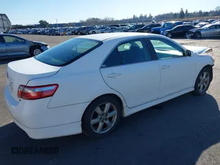 2009 Toyota Camry with VIN 4T1BE46K39U848756, listed as a IAAI auction lot 41563077 with 260,050 mi miles. Bid and sale history available at carsss.com. Image 4.