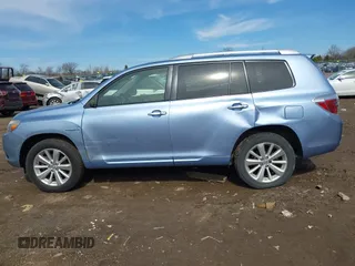 2008 Toyota Highlander Hybrid with VIN JTEEW41A982003915, listed as a IAAI auction lot 41757415 with 256,996 mi miles. Bid and sale history available at carsss.com. Image 14.