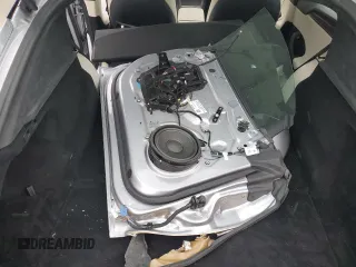 2024 Tesla Model S z VIN 5YJSA1E53RF542174, wystawiony jako Copart lot #55063885 z przebiegiem 4 751 mil mil oraz Szkoda całkowita • Salvage title. Historia ofert i sprzedaży dostępna na DreamBid. Obrazek 12.