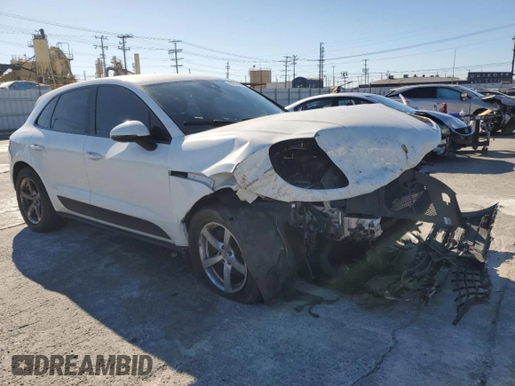 2019 Porsche Macan with VIN WP1AA2A59KLB08608, listed as a Copart auction lot 88345665 with Not provided miles and Salvage title. Bid and sale history available at DreamBid. Image 4.