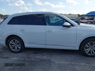 2017 Audi Q7 Premium Plus with VIN WA1LABF73HD018713, listed as a IAAI auction lot 41492243 with 112,928 mi miles. Bid and sale history available at carsss.com. Image 14.