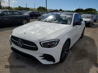 2022 Mercedes-Benz E-Class E 350 with VIN W1KZF8DB8NB083632, listed as a Copart auction lot 64756132 with 2,704 mi miles. Bid and sale history available at carsss.com. Image 2.