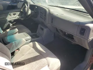 2000 Chevrolet Silverado 1500 with VIN 2GCEC19W9Y1364444, listed as a Copart auction lot 73749574 with 207,993 mi miles and Non Repairable. Bid and sale history available at DreamBid. Image 8.