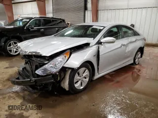 2014 Hyundai Sonata Hybrid Limited with VIN KMHEC4A4XEA117863, listed as a Copart auction lot 84002854 with 37,804 mi miles and Clean Title. Bid and sale history available at carsss.com. Image 1.