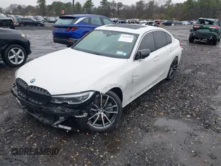 2020 BMW 3 Series 330i xDrive with VIN 3MW5R7J09L8B43636, listed as a IAAI auction lot 41924983 with 45,220 mi miles and . Bid and sale history available at DreamBid. Image 6.
