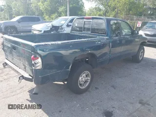 1998 Dodge Dakota with VIN 1B7FL22P3WS694381, listed as a IAAI auction lot 41930575 with 236,444 mi miles. Bid and sale history available at carsss.com. Image 4.