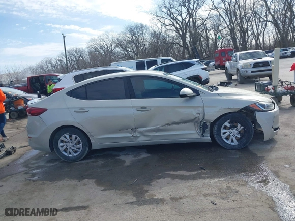 2018 Hyundai Elantra SE with VIN KMHD74LF9JU475088, listed as a IAAI auction lot 41813948 with 114,590 mi miles. Bid and sale history available at carsss.com. Image 13.